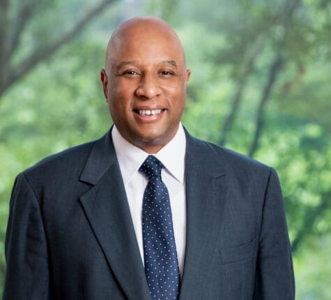 Richard Warner, a lawyer licensed in New York and Georgia, passionate about helping clients recover from serious injuries. Born in the UK, raised in NYC, and currently living in Atlanta. Family man, youth sports coach, and Certified Public Accountant