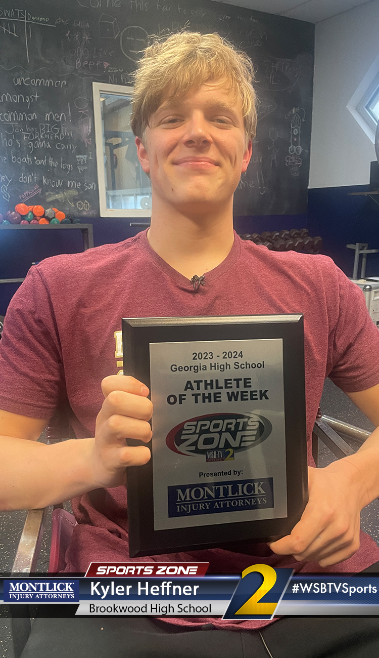 We honor and recognize male and female athletes in all high school sports throughout the entire school year with the Montlick Athlete of the Week Award.